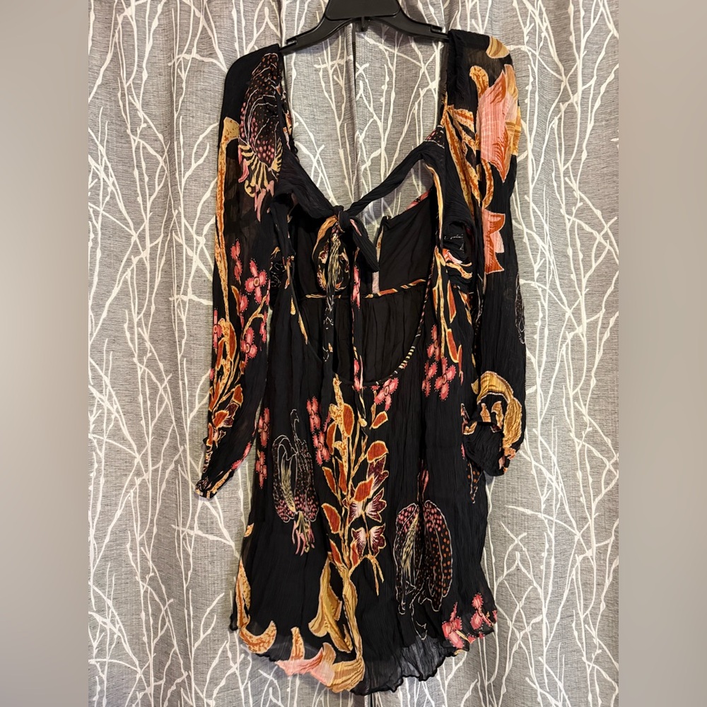 Let Me Be by Anthropologie Floral Black and Pink Dress size Large - Picture 3 of 6